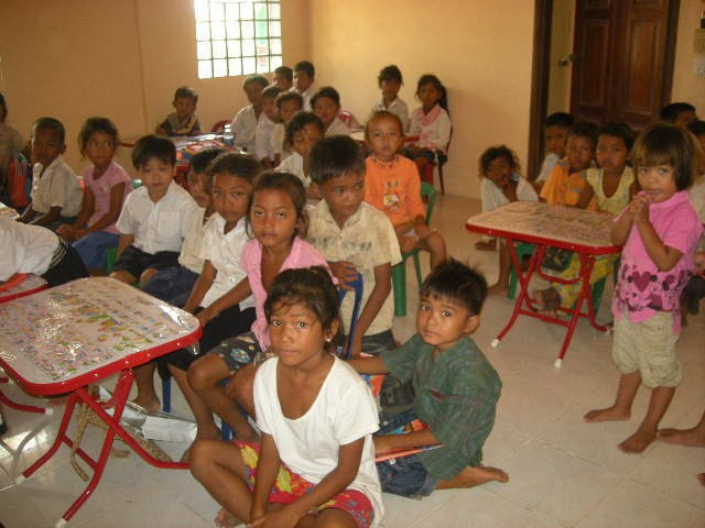 kaleidoscope child foundation Cambodia Volunteer Trip 2010