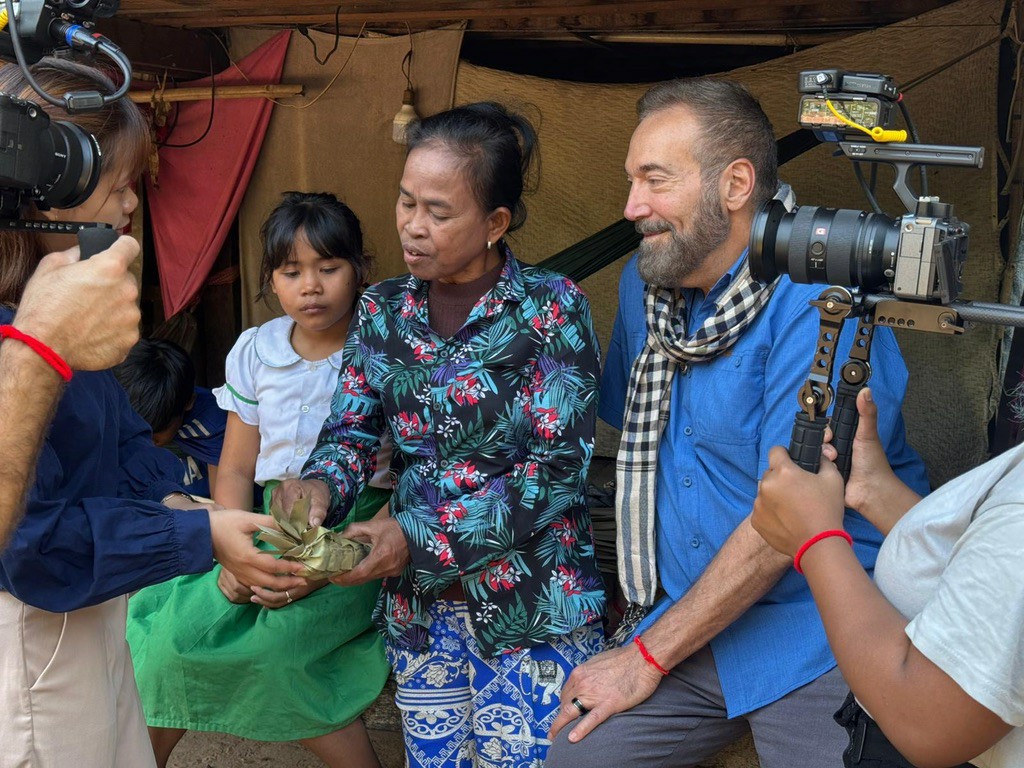 kaleidoscope child foundation Cambodia Volunteer Trip 2025