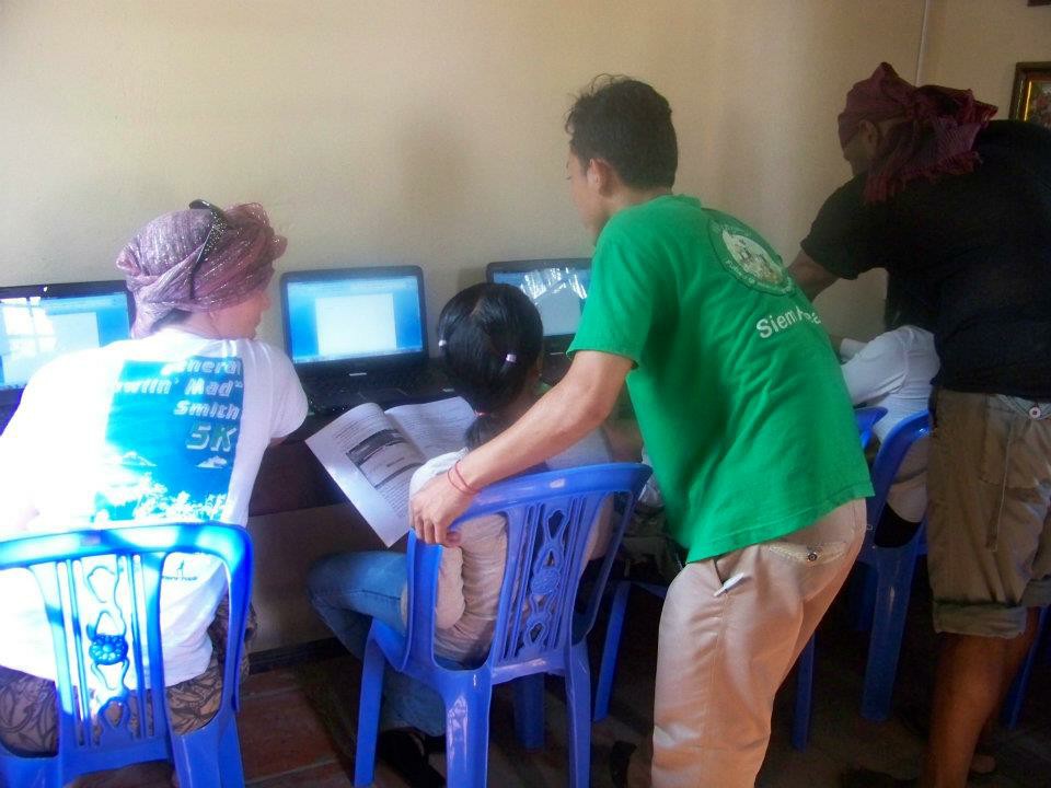 kaleidoscope child foundation Cambodia Volunteer Trip 2012