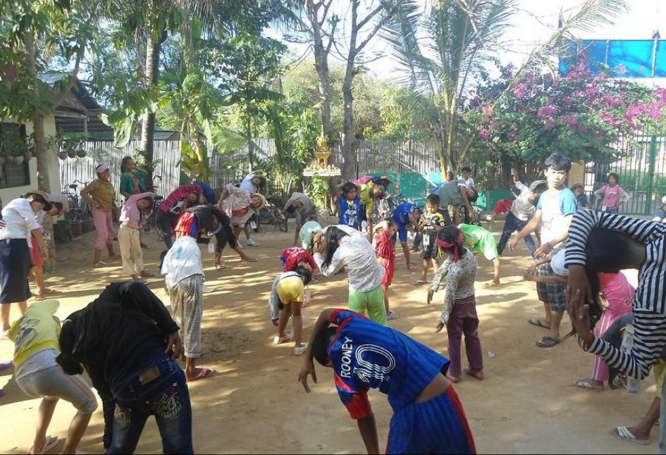 kaleidoscope child foundation Cambodia Volunteer Trip 2013