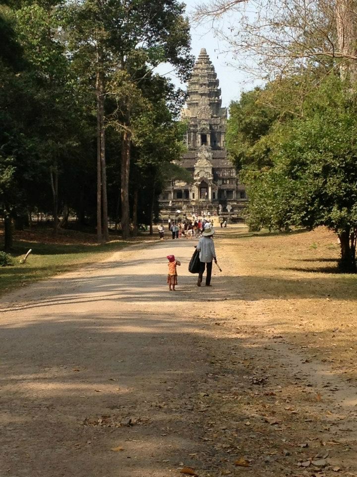 kaleidoscope child foundation Cambodia Volunteer Trip 2013